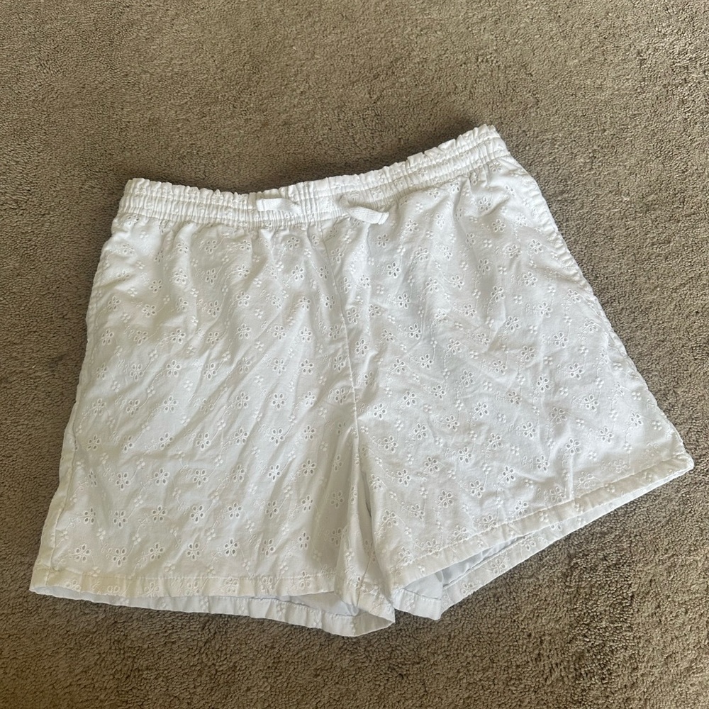 Girls pull on white shorts yxl 14 nwot
